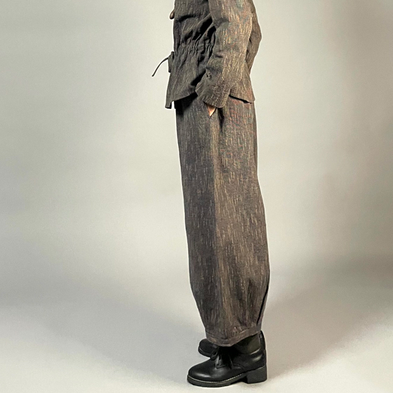 【備後絣】ワイドタックパンツ　柿藍シャンブレーの画像