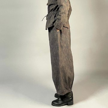 【備後絣】ワイドタックパンツ　柿藍シャンブレーの画像