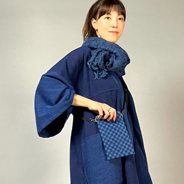 【遠州木綿】藍染め　サコッシュ 刺し織り　の画像