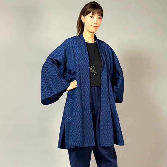 【遠州木綿】藍染め　袢纏（はんてん）コート　刺し織り　菱形文様の画像