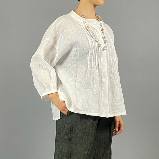 【近江麻】前開きピンタックブラウス　白ちぢみの画像