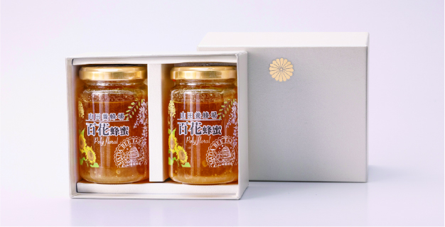 山田養蜂場 世界の蜂蜜（菊紋入り）の画像