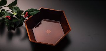 透かし菊紋入り六角鉢（化粧箱入り）（菊紋入り）の画像