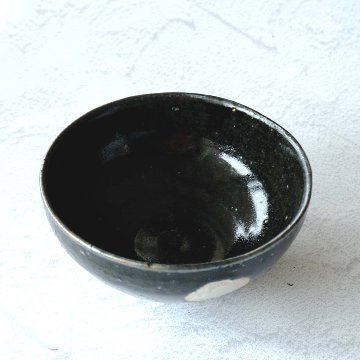 クロ地白水玉茶碗の画像