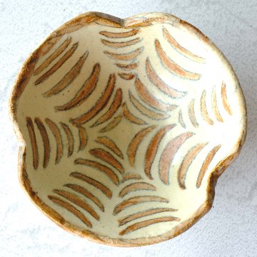 カゴ柄茶鉢の画像