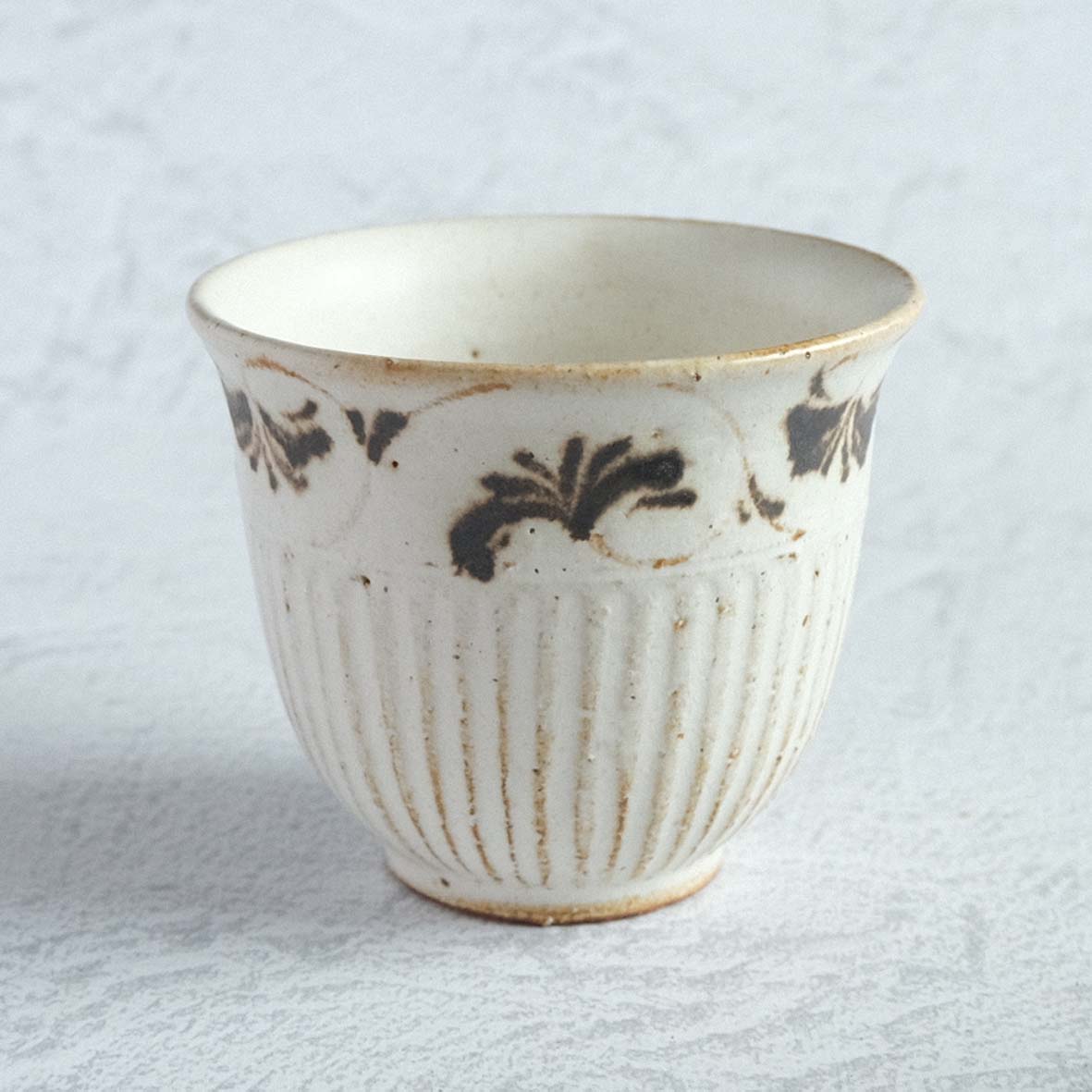 唐草小煎茶碗の画像
