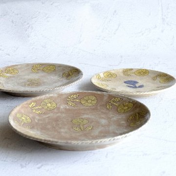 タンポポの皿の画像