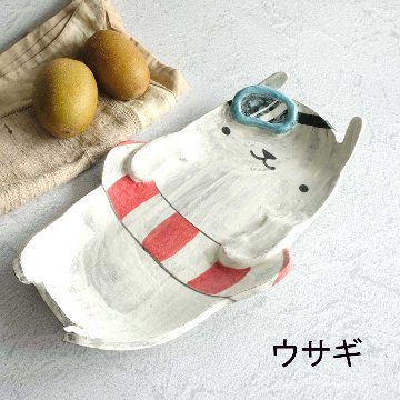 動物長皿の画像