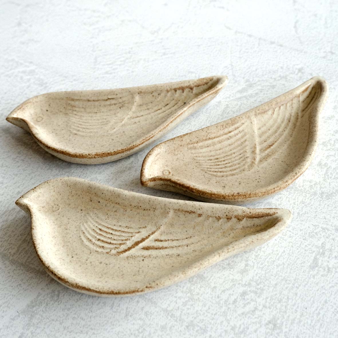 鳥モチーフ小皿の画像