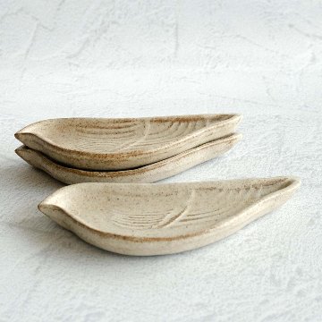 鳥モチーフ小皿の画像