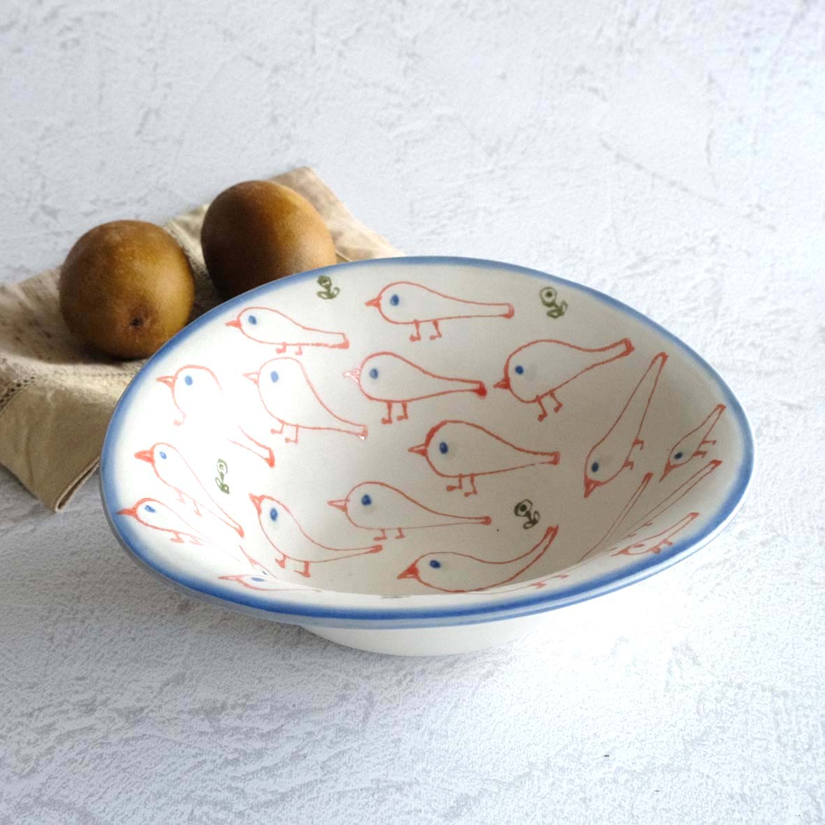 赤いとり・ｻﾗﾀﾞのお皿Lの画像