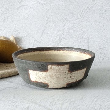 平鉢（中）の画像