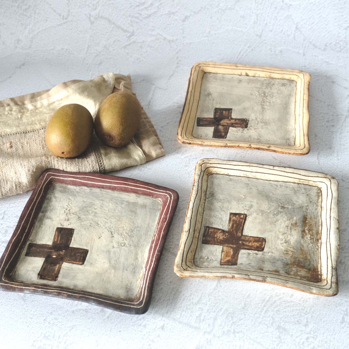 角皿小（ｸﾛｽｶﾗｰ）の画像