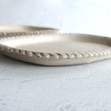 縁取り長四角皿の画像