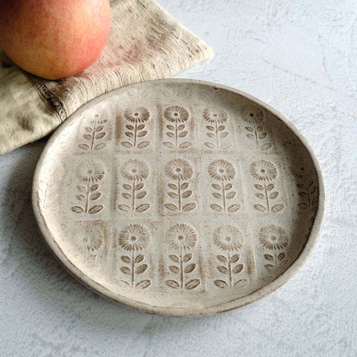 鳥・花模様皿の画像