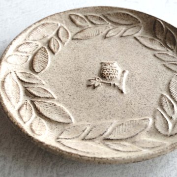 フクロウ皿の画像