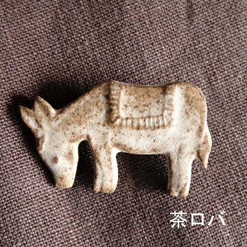 ブローチの画像