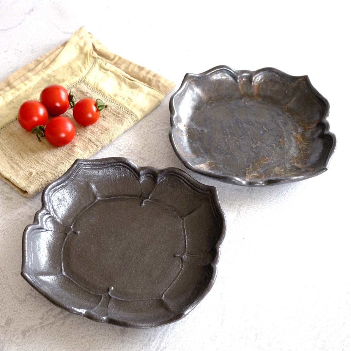 よつば平皿の画像