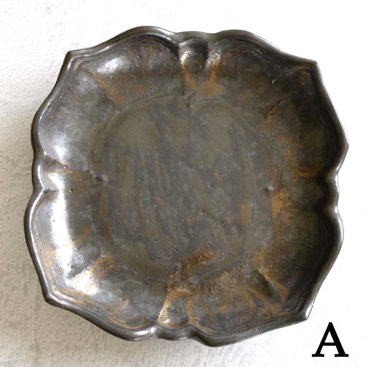 よつば平皿の画像