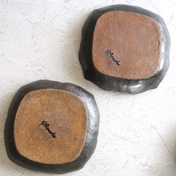 よつば平皿の画像