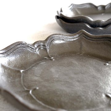 よつば平皿の画像