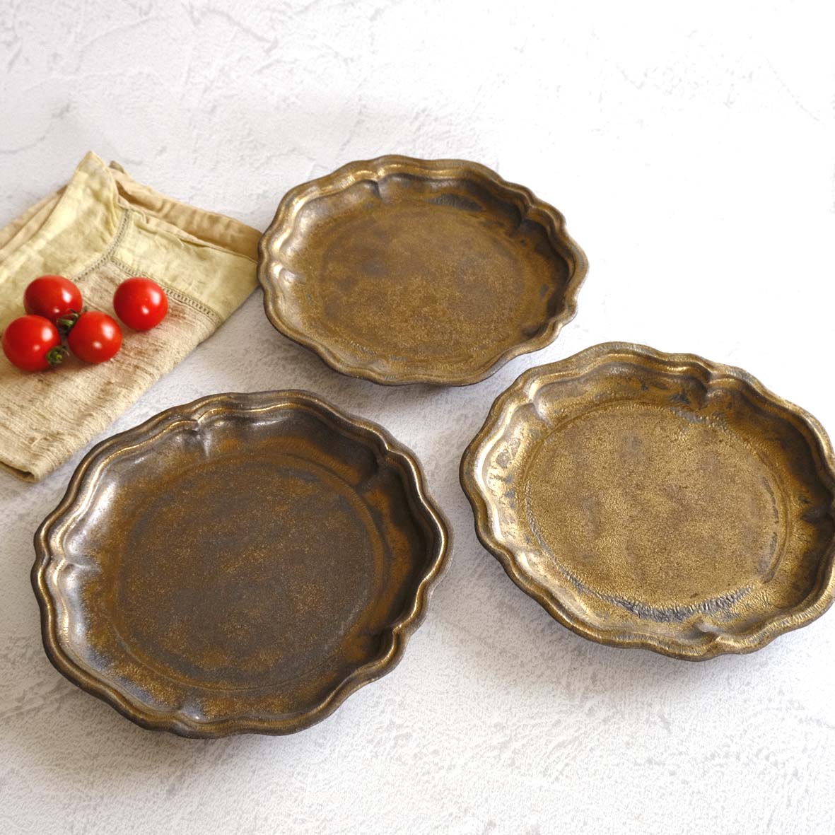 フリル丸平皿の画像