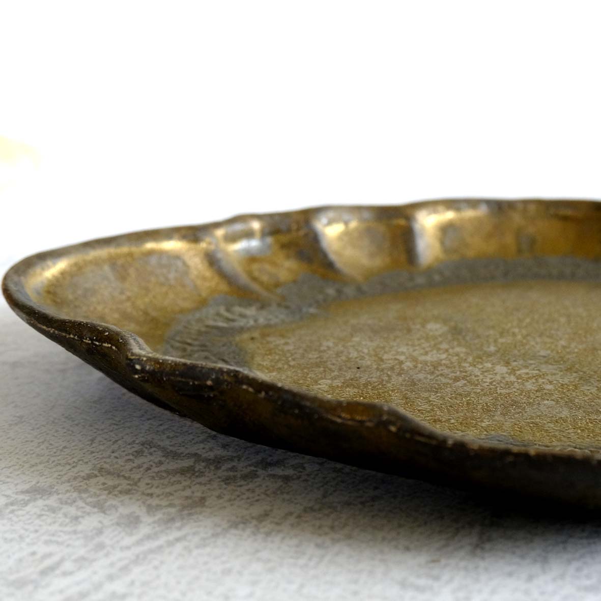 フリル楕円平皿の画像