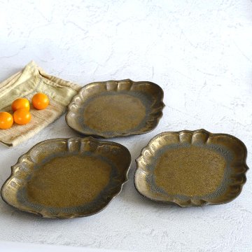 フリル楕円平皿の画像