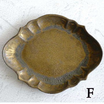 フリル楕円平皿の画像