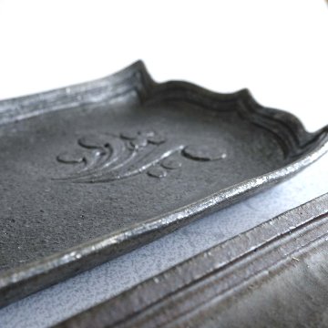 星花文長方皿の画像