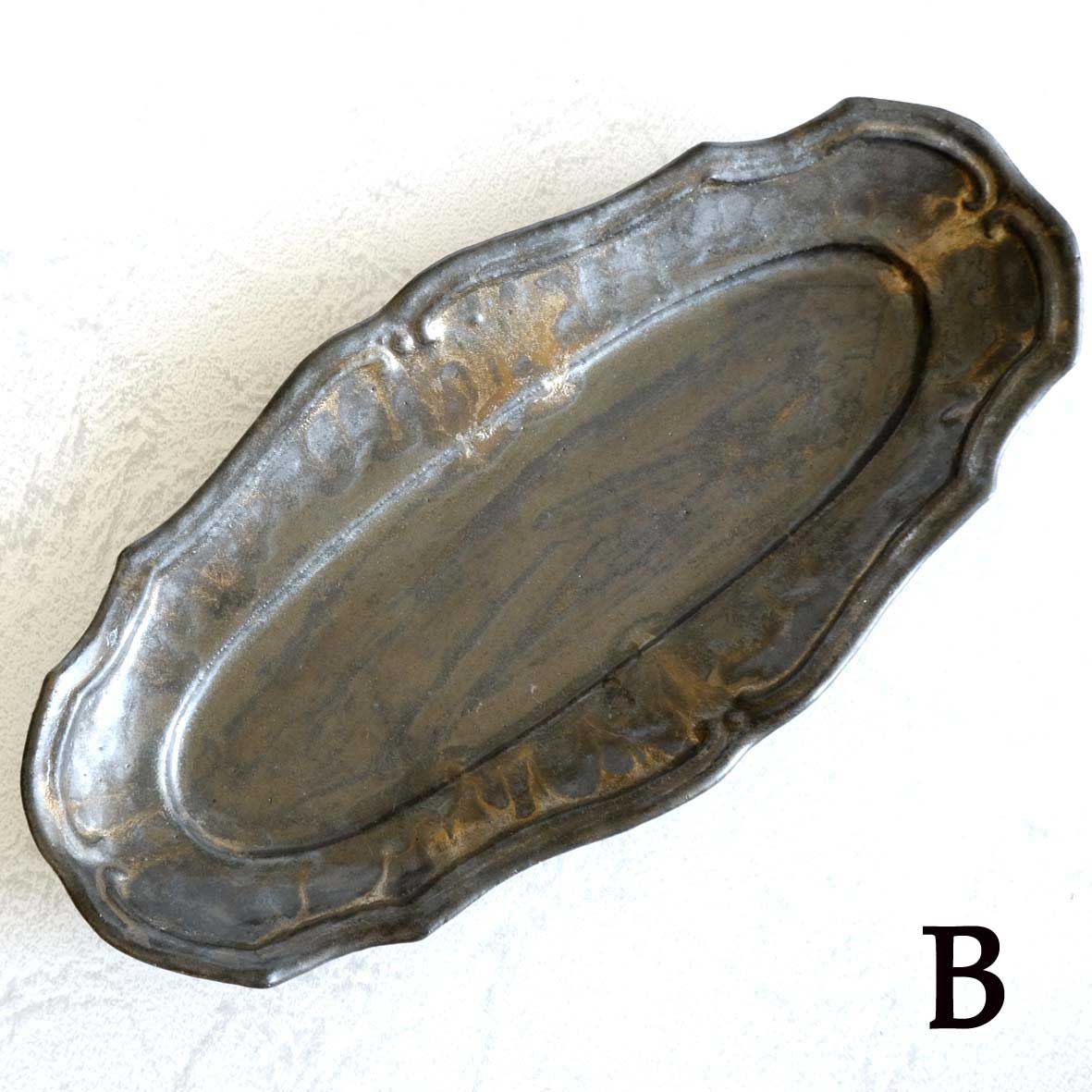 線文フリル楕円皿の画像