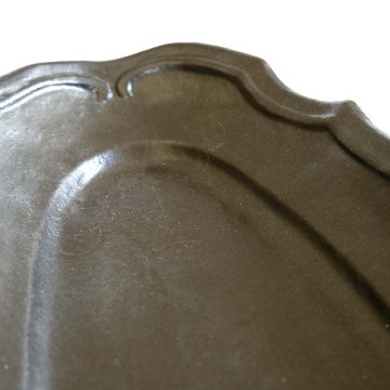 線文フリル楕円皿の画像