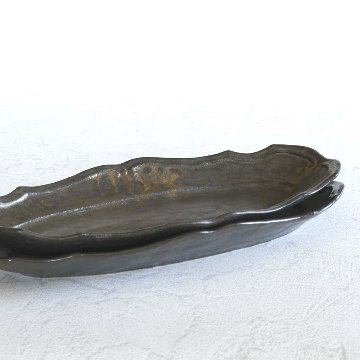 線文フリル楕円皿の画像