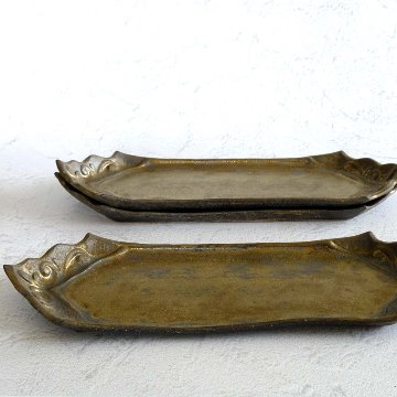 アラベスク長皿の画像