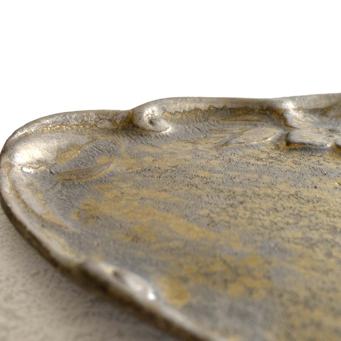 ｸﾘｽﾏｽﾛｰｽﾞ文小皿の画像