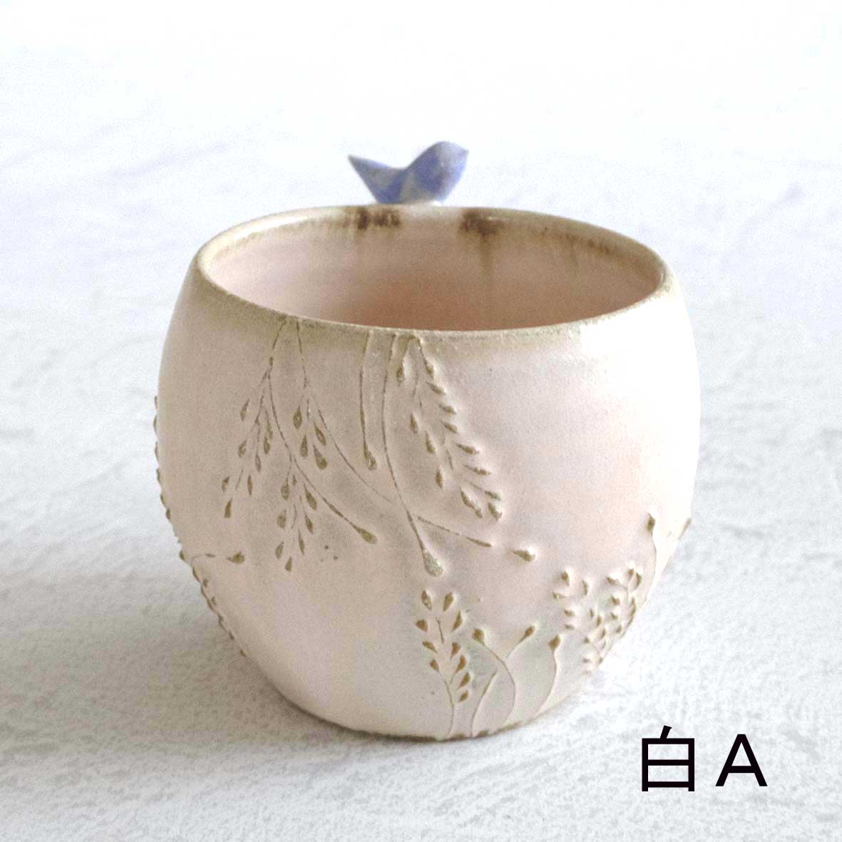 小鳥のマグカップの画像