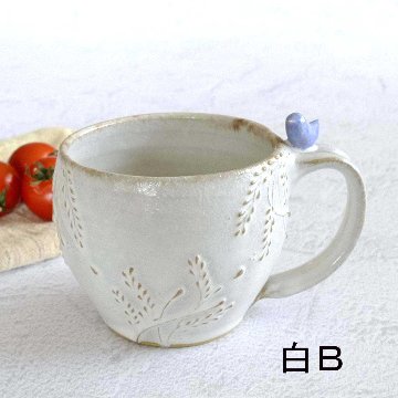 小鳥のマグカップの画像