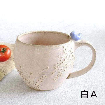 小鳥のマグカップの画像