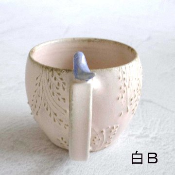 小鳥のマグカップの画像