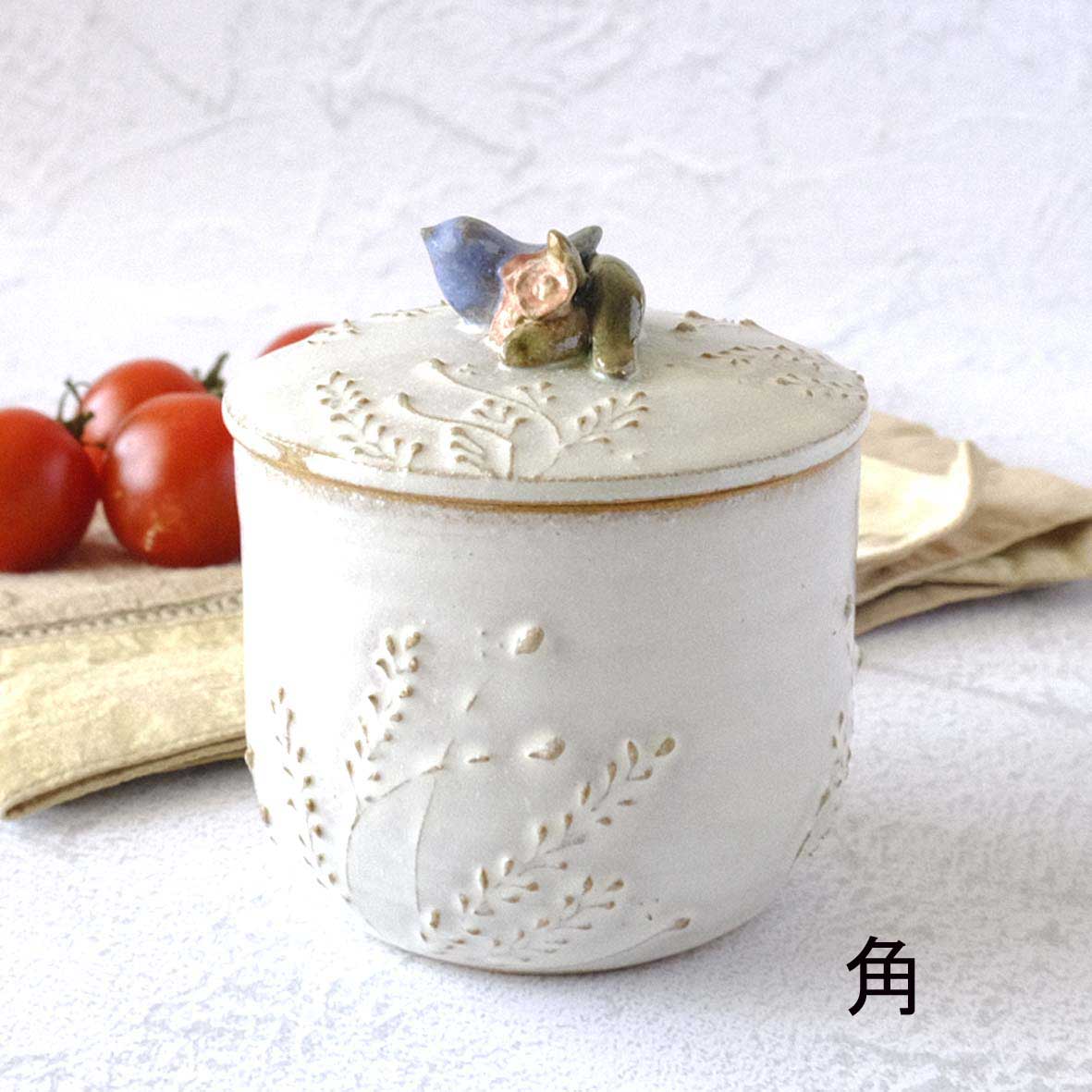 小鳥とお花の壺の画像