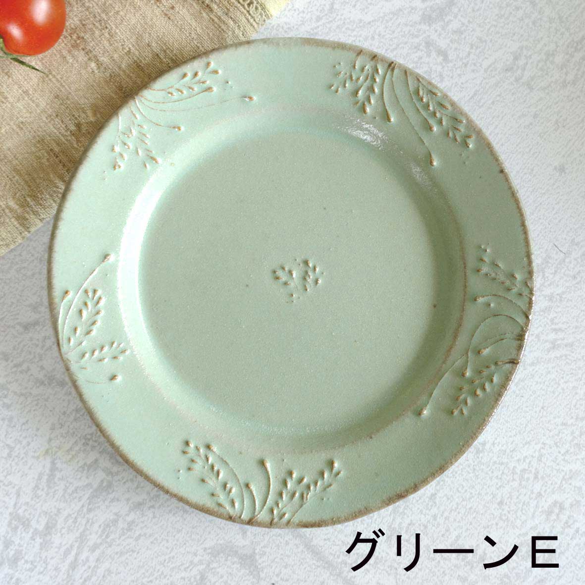 木の実プレートの画像