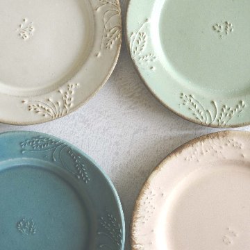 木の実プレートの画像