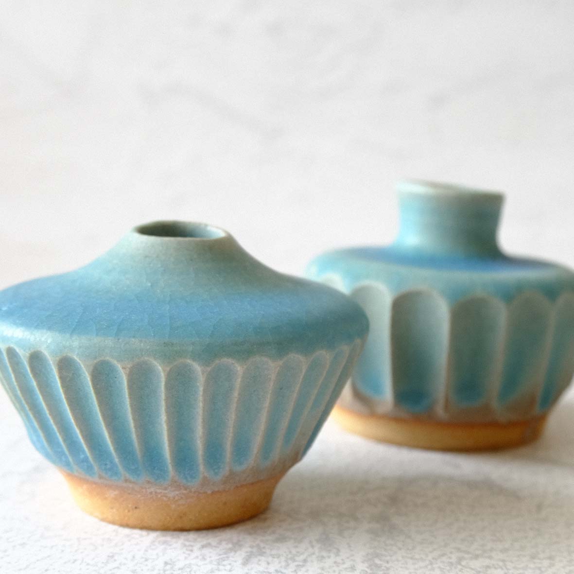 野の花一輪挿しの画像