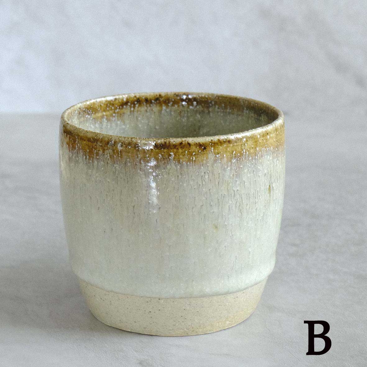ｶﾌｪｵﾚﾏｸﾞ（黒糠）の画像