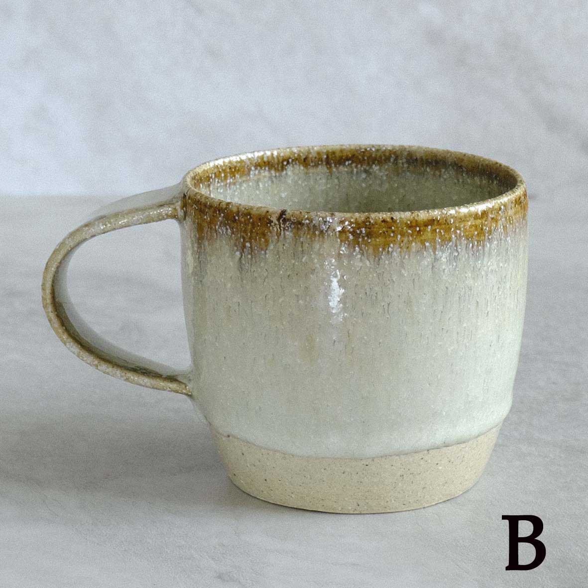 ｶﾌｪｵﾚﾏｸﾞ（黒糠）の画像