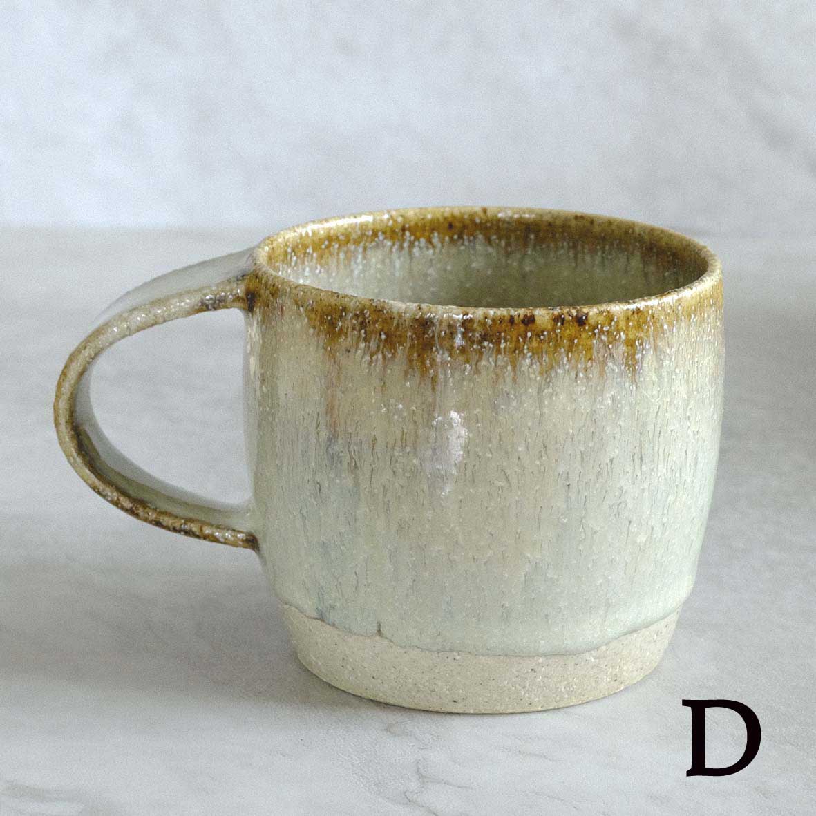ｶﾌｪｵﾚﾏｸﾞ（黒糠）の画像