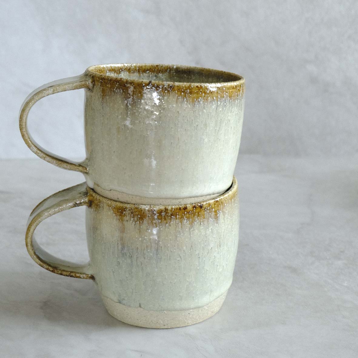 ｶﾌｪｵﾚﾏｸﾞ（黒糠）の画像