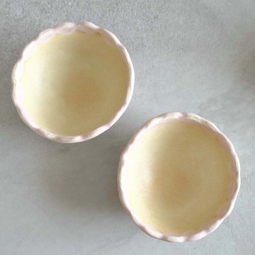 フリルのボウルの画像