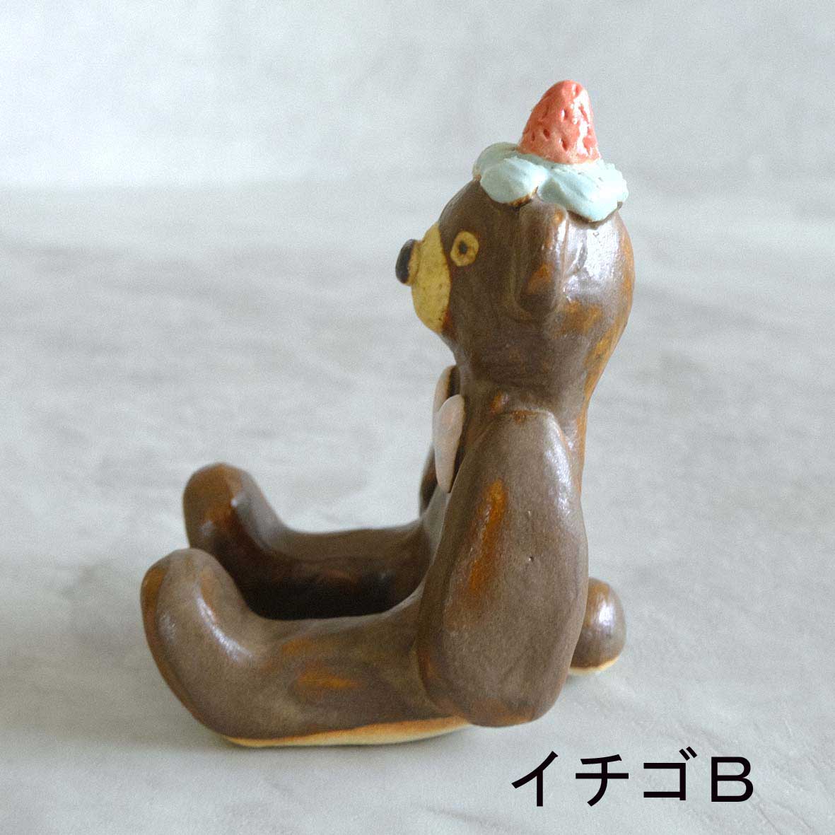 ﾃﾃﾞｨﾍﾞｱｶﾄﾗﾘｰﾚｽﾄの画像