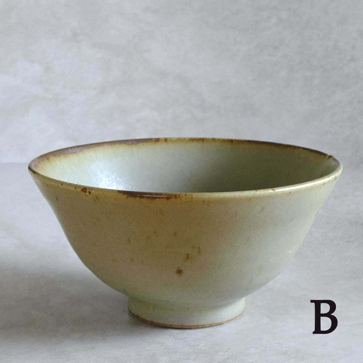 小さなどんぶり（柄なし）の画像